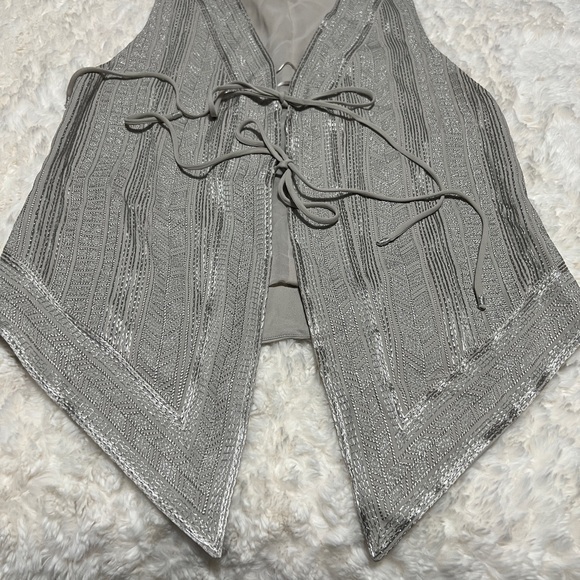MOSSIMO DUTTY METALLIC THREAD VEST WITH EMBROIDERY - Picture 8 of 16